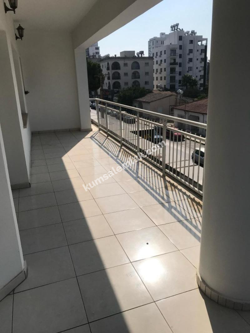  LEFKOŞA YENİŞEHİRDE 3+1 KİRALIK DAİRE 