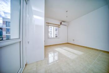 Kıbrıs Girne Alsancak'da Site İçinde Satılık 3+1 Daire