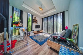 KKTC Girne Alsancak'ta Deniz Manzaralı Özel Havuzlu Satılık 4+1 Lüks Eşyalı Villa