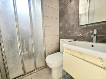 KKTC Girne Merkezde Mükemmel Konumda Full Eşyalı Kiralık 3+1 Daire