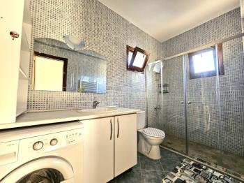 KKTC Girne Bellapais'te ESK'ya Yakın Geniş Bahçeli ve Özel Havuzlu Kiralık 4+1 Villa