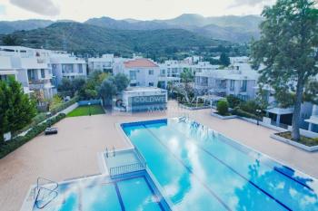 Fiyat Düştü Kıbrıs Girne Alsancak ın Ödüllü Sitesi Milos Park da Tam Müstakil Satılık 3+1 Çok Özel Villa