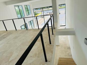 Kıbrıs Girne Çatalköy de Ana Cadde Üzerinde  Kiralık  Sendeli Dükkan ve Depo