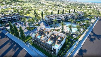 Kıbrıs Girne Lapta da Ful Deniz Manzaralı  2+1 Bahçe ve Üst Kat Daireler