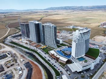 KKTC İskele'nin En İyi Projesi Grand Sapphire'de Deniz Manzarali Satılık 2+1 Daire