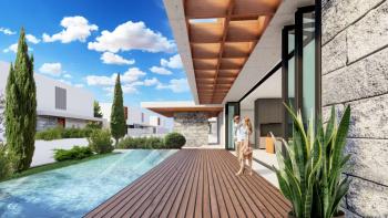 Kıbrıs Girne Ozanköy de Ful Deniz Manzaralı 3 Ay Sonra Teslim Ödeme Planlı Luks 4+1 Villalar