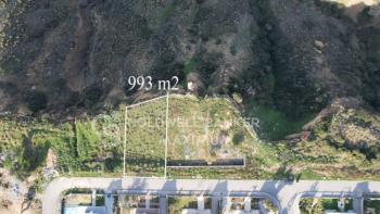Kıbrıs Girne Arapköy Bölgesinde Kesintisiz Deniz Manzarılı Villa Yapımına Uygun 993 m2 Satılık Arsa