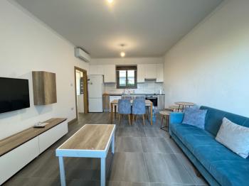 Kıbrıs Girne Ozanköy Havuzlu Site İçerisinde Bahçeli Satılık 2+1 Daire