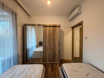 Kıbrıs Girne Ozanköy Havuzlu Site İçerisinde Bahçeli Satılık 2+1 Daire