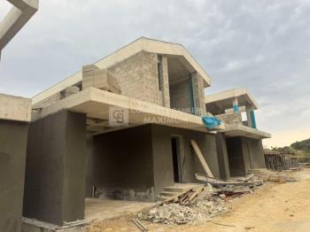 Kıbrıs Girne Alsancak’ta, Deniz Manzaralı 3+1 Villalar