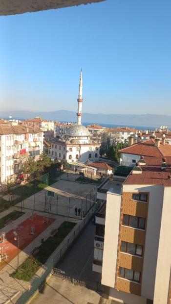 EMLAK HABERCİSİ' NDEN MUDANYA GÜZELYALI YALI MAHALLESİ'NDE DENİZ MANZARALI DUBLEKS