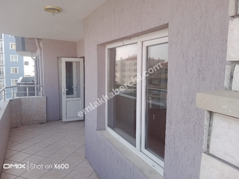 BURSA MUDANYA HALİTPAŞA OTOPARKLI SİTEDE DENİZ MANZARALI 3+1 KİRALIK DAİRE