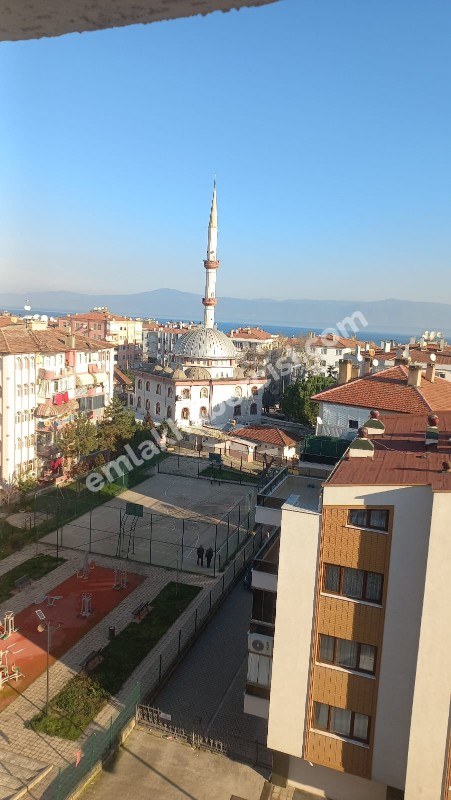 EMLAK HABERCİSİ' NDEN MUDANYA GÜZELYALI YALI MAHALLESİ'NDE DENİZ MANZARALI DUBLEKS