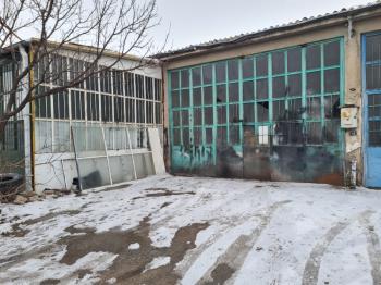 Niğde ata sanayinde  125 m2 satlık dükkan