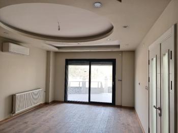 Sarımsaklı' da Deniz Manzaralı Süper Lüks, Satılık Sıfır Müstakil Tripleks Villa.