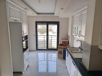 Sarımsaklı' da Deniz Manzaralı Süper Lüks, Satılık Sıfır Müstakil Tripleks Villa.