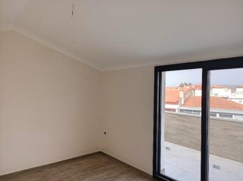 Sarımsaklı' da Deniz Manzaralı Süper Lüks, Satılık Sıfır Müstakil Tripleks Villa.