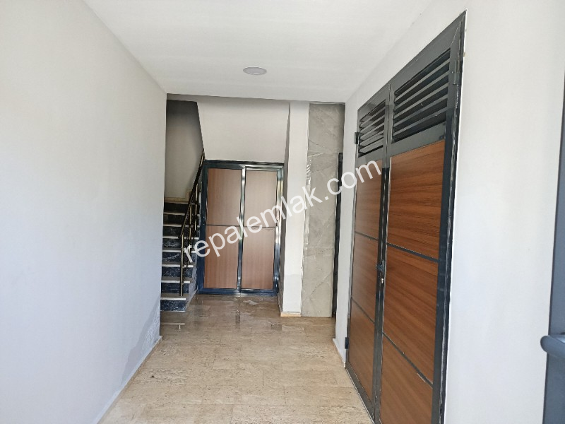 Ayvalık Güzelbahçe Evlerinde, Deniz Manzaralı, 2+1 Satılık Sıfır Lüks Daire.