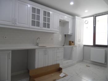 2 BLOKLU YENİ SİTEDE GİRİŞ KAT 2+1 KİRALIK DAİRE 