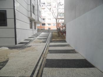 2 BLOKLU YENİ SİTEDE GİRİŞ KAT 2+1 KİRALIK DAİRE 