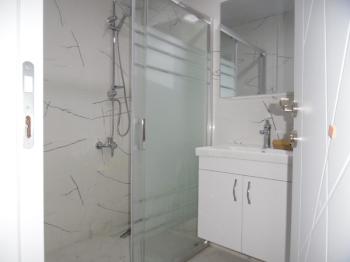 2 BLOKLU YENİ SİTEDE GİRİŞ KAT 2+1 KİRALIK DAİRE 