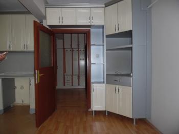 ÇORLU İMAM HATİP ORTA OKULUNA YAKIN 2+1 KİRALIK DAİRE
