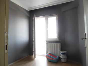 ÇORLU MERKEZDE KİRALIK 1+1 SON KAT DAİRE 