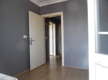 ÇORLU MERKEZDE KİRALIK 1+1 SON KAT DAİRE 