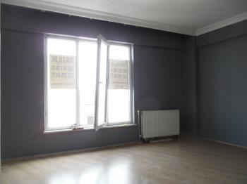 ÇORLU MERKEZDE KİRALIK 1+1 SON KAT DAİRE 
