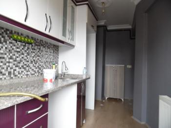 ÇORLU MERKEZDE KİRALIK 1+1 SON KAT DAİRE 