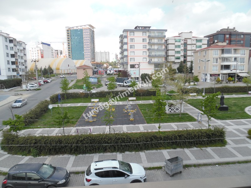 RESMİ KURUMLARA YAKIN REKLAM DEĞERLİ KİRALIK OFİS