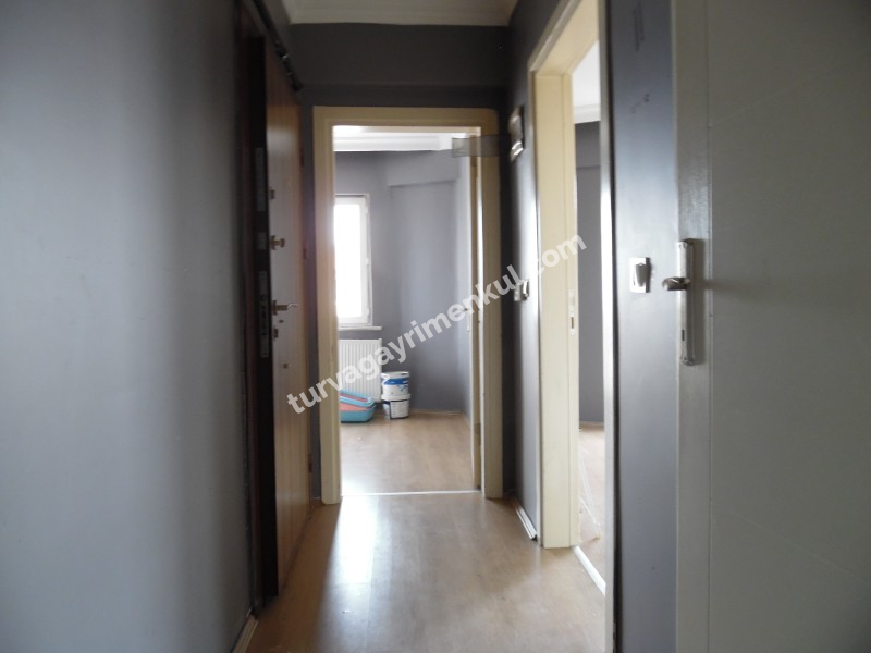 ÇORLU MERKEZDE KİRALIK 1+1 SON KAT DAİRE 