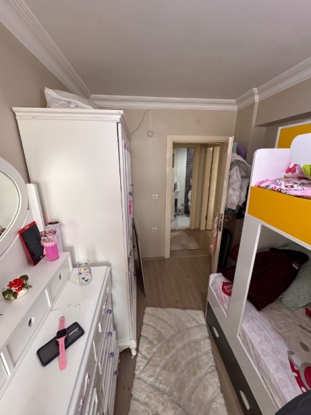 Yeşilpınar'da 3+1 Arakat Satılık Daire