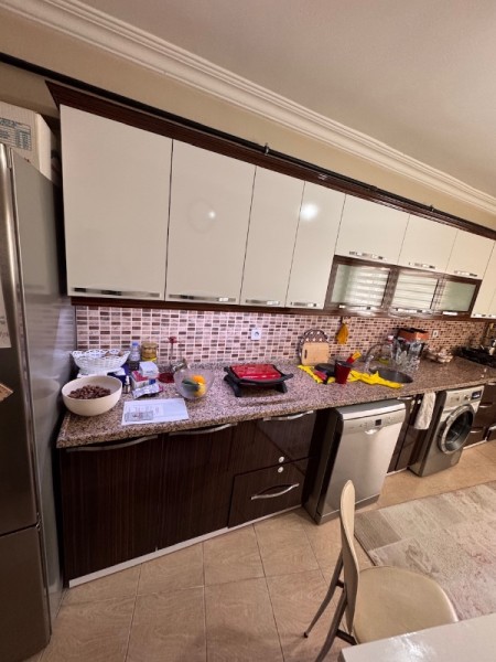Yeşilpınar'da 3+1 Arakat Satılık Daire