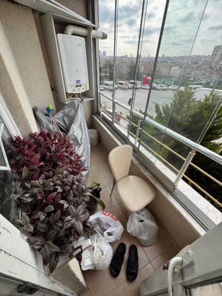 Yeşilpınar'da 3+1 Arakat Satılık Daire