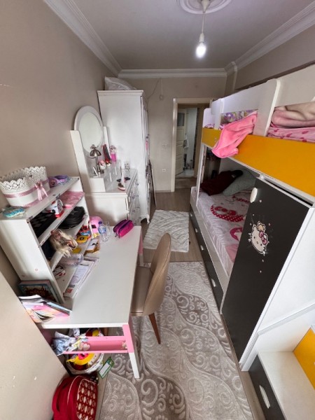 Yeşilpınar'da 3+1 Arakat Satılık Daire