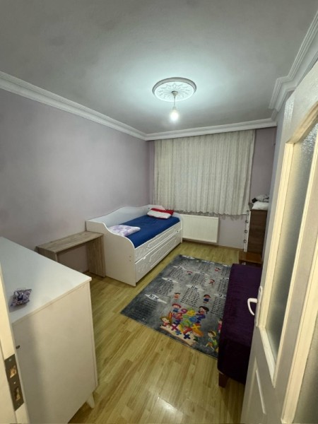 Yeşilpınar'da 3+1 Arakat Satılık Daire