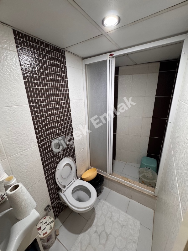 Yeşilpınar'da 3+1 Arakat Satılık Daire