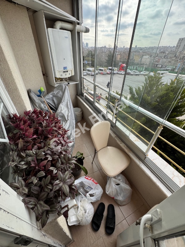 Yeşilpınar'da 3+1 Arakat Satılık Daire