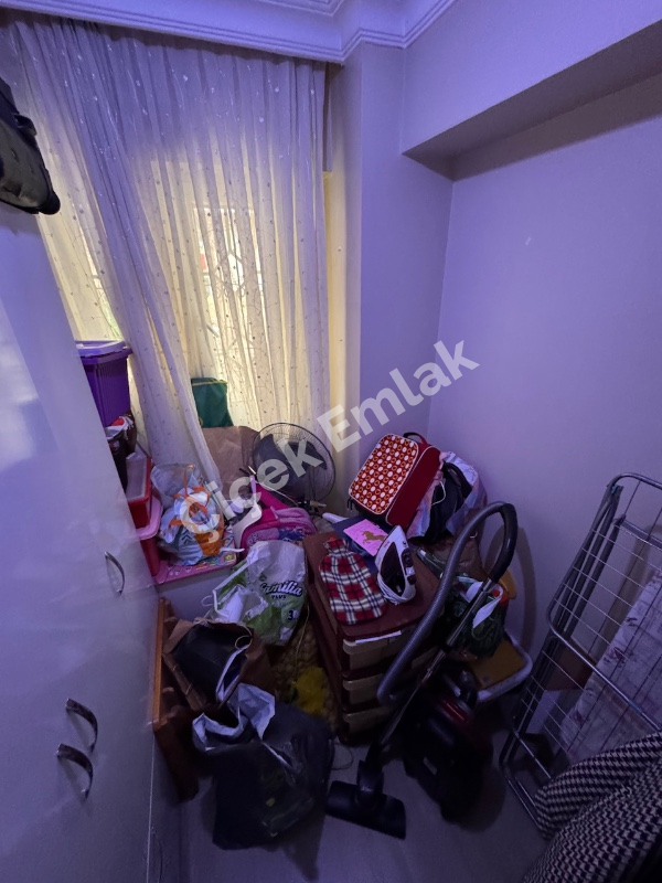 Yeşilpınar'da 3+1 Arakat Satılık Daire