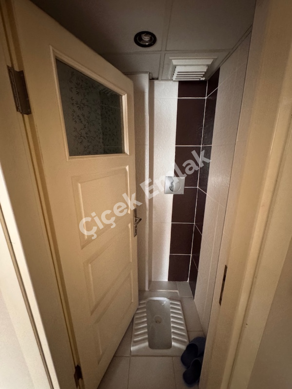 Yeşilpınar'da 3+1 Arakat Satılık Daire