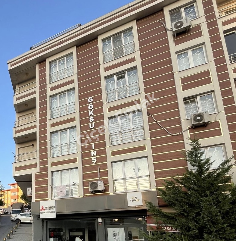 Yeşilpınar'da 3+1 Arakat Satılık Daire