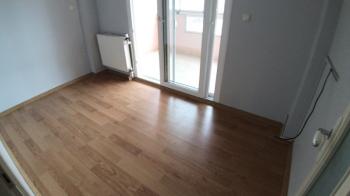 Şirinyer İzbana Yürüme Mesafesinde Asansör D.gaz Kombi 3+1 140 M2.