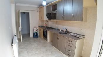 Şirinyer İzbana Yürüme Mesafesinde Asansör D.gaz Kombi 3+1 140 M2.