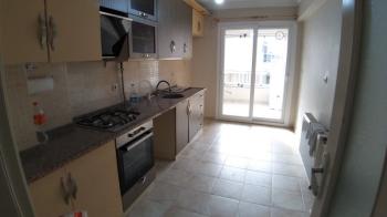 Şirinyer İzbana Yürüme Mesafesinde Asansör D.gaz Kombi 3+1 140 M2.