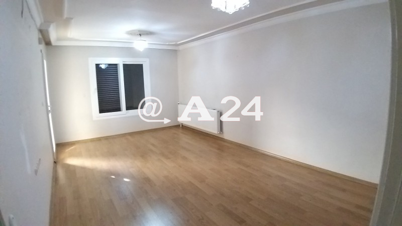 Şirinyer İzbana Yürüme Mesafesinde Asansör D.gaz Kombi 3+1 140 M2.
