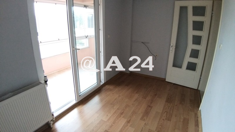Şirinyer İzbana Yürüme Mesafesinde Asansör D.gaz Kombi 3+1 140 M2.