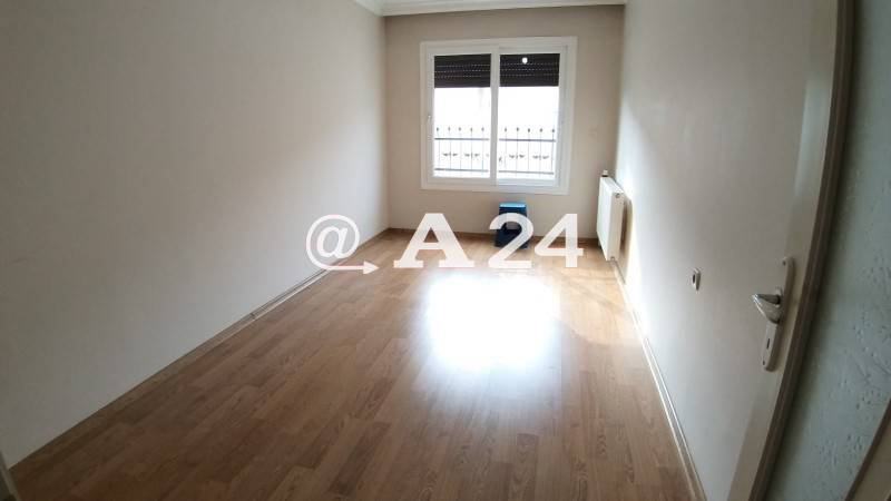 Şirinyer İzbana Yürüme Mesafesinde Asansör D.gaz Kombi 3+1 140 M2.