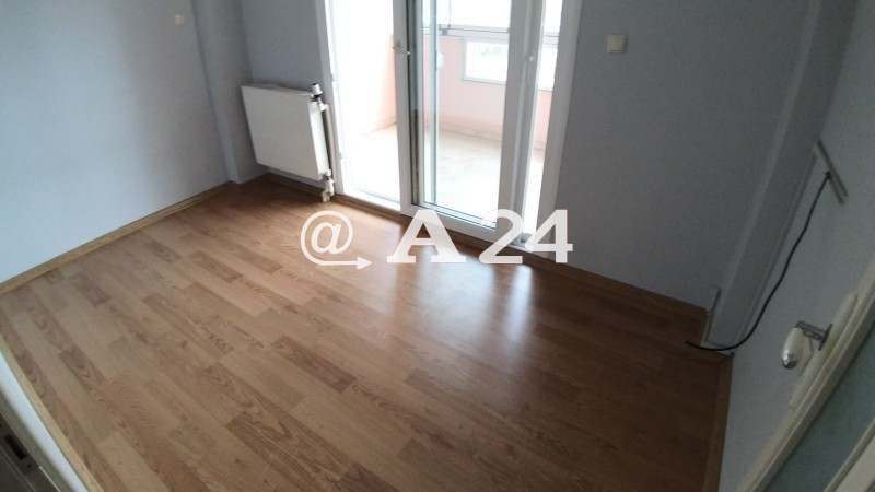 Şirinyer İzbana Yürüme Mesafesinde Asansör D.gaz Kombi 3+1 140 M2.