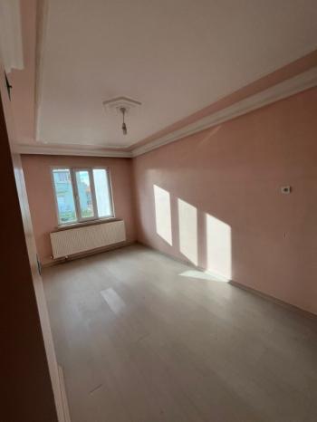 AFYON ÜÇOK EMLAKTAN FATİH MAH TEMİZ BAKIMLI 4+1 KİRALIK DAİRE 